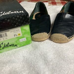 Sam Edelman flats. Black.